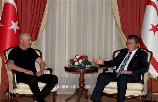 Üstel, MTG başkanı Bozkurt ve yönetimi ile görüştü