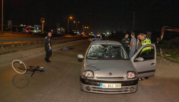 Sakarya’da otomobilin çarptığı bisikletin sürücüsü yaşamını yitirdi