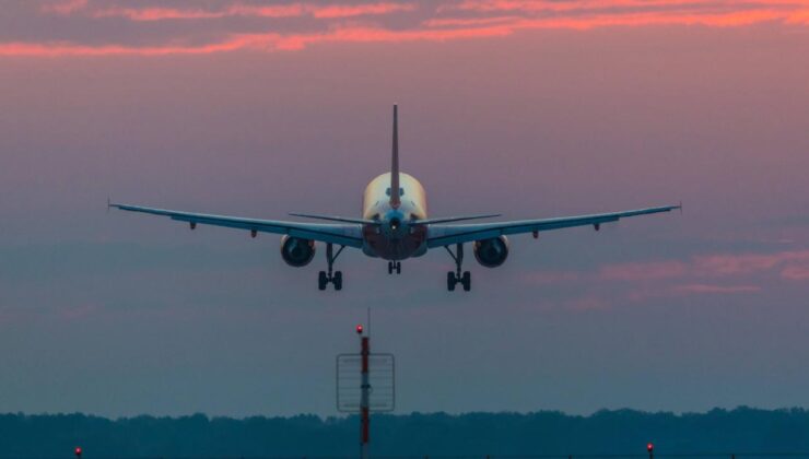 AB, uçaklarda sürdürülebilir yakıt kullanımını artırıyor