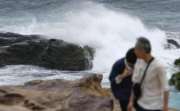 Japonya’nın Pasifik kıyıları için tsunami uyarısı