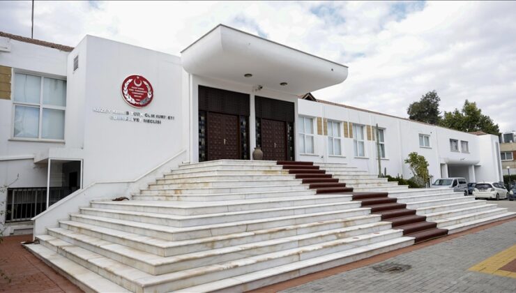 Meclis Genel Kurulu toplantısı 24 saat sonraya ertelendi…