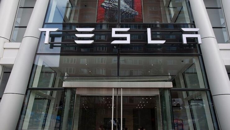 Tesla, ABD’de ilk “otopilot” davasını kazandı