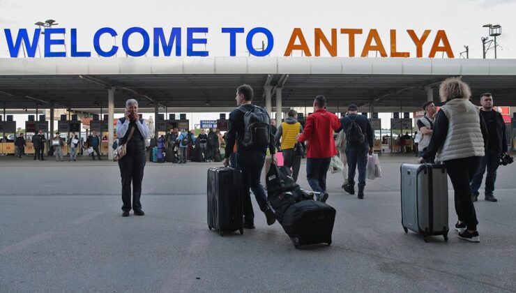 Antalya’da turizm rakamları 2019’un üstünde: 15 milyonu geçti