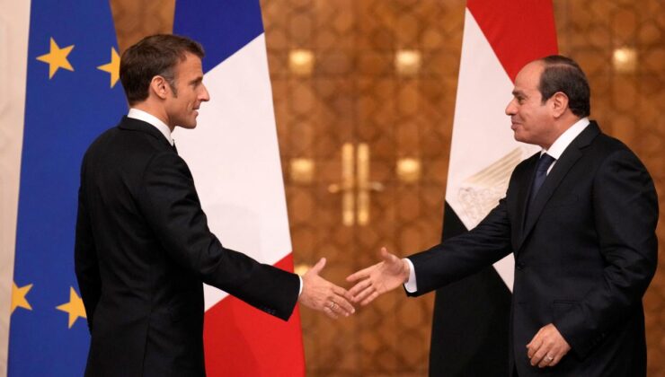 Macron ve Sisi Gazze’yi görüştü