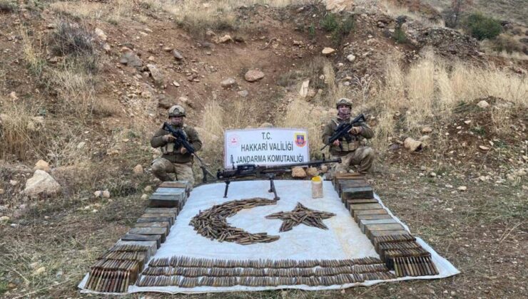 Hakkari’de silah ve mühimmat ele geçirildi