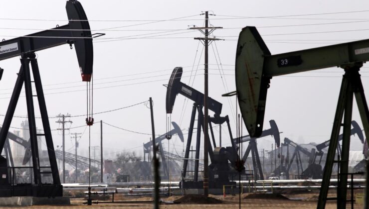 Brent petrolün varil fiyatı 81,66 dolar