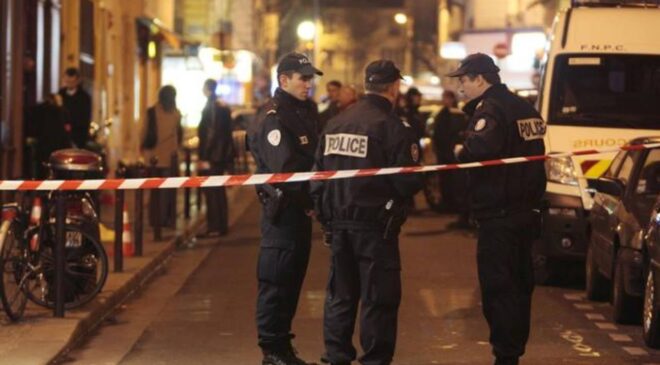 Fransa’da bıçaklı saldırı: 1 ölü, 2 yaralı