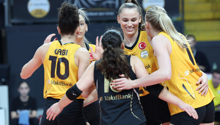 VakıfBank çeyrek finalde