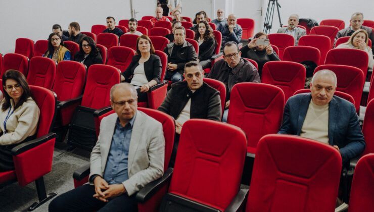 AB Bilgi Merkezi ve Kıbrıs Türk Gazeteciler Birliği iş birliğinde medya özgürlüğü konulu etkinlik düzenlendi