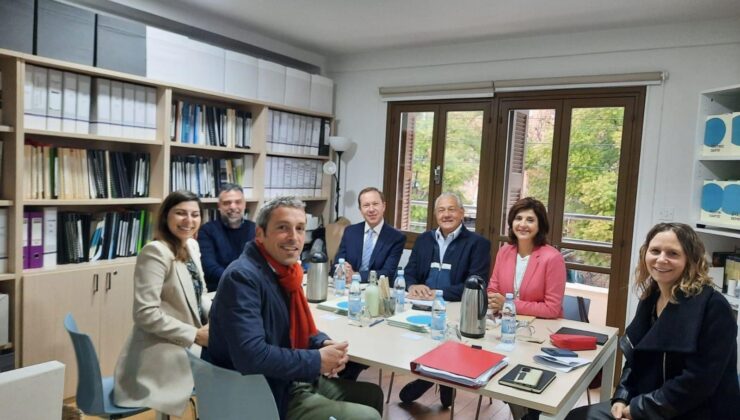 Holguín, Kıbrıs Diyalog Forumu temsilcileri ile bir araya geldi