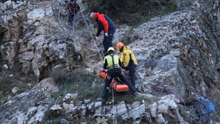 Denizli’de ormanlık alanda kaybolan kişinin cansız bedenine ulaşıldı