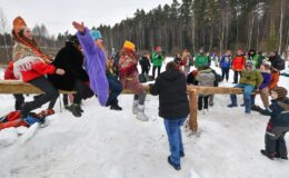 Rusya’da baharın müjdecisi Maslenitsa Festivali