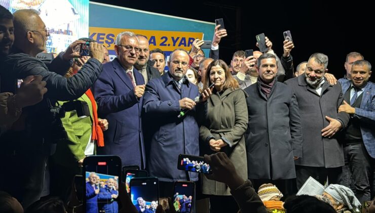 Cumhurbaşkanı Erdoğan, Edirne’de düzenlenen mitingde vatandaşlara telefonla seslendi