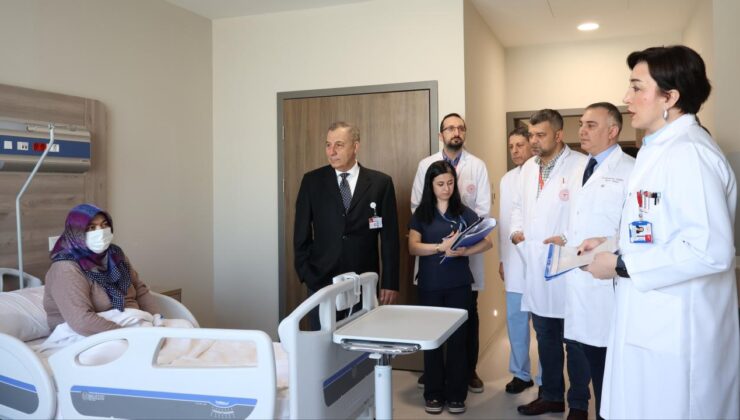 Etlik Şehir Hastanesi’nde 1,5 yılda 27 böbrek nakli yapıldı