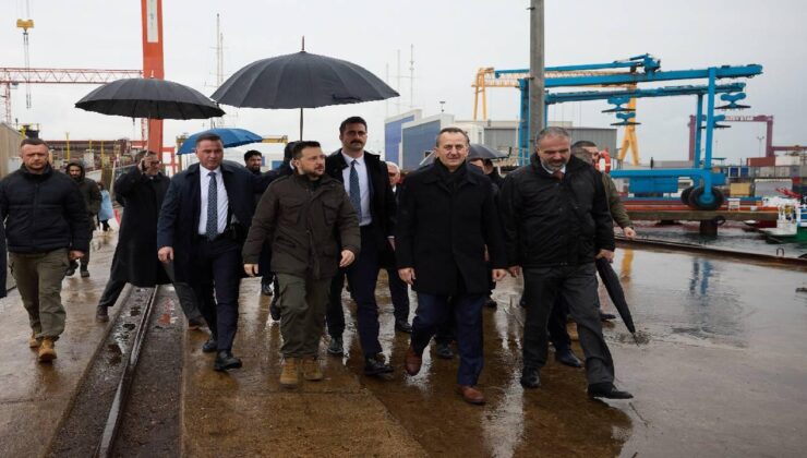 Zelenskiy, İstanbul’da Ukrayna donanması korvetlerinin inşa edildiği tersaneyi ziyaret etti
