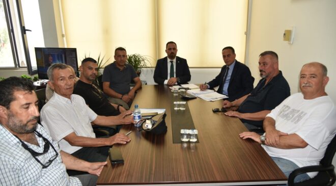 Kasaplar Birliği eylemde… Heyet, Bakan Çavuş ve Müsteşar Güçlüsoy ile Başbakanlıkta görüşme yapıyor