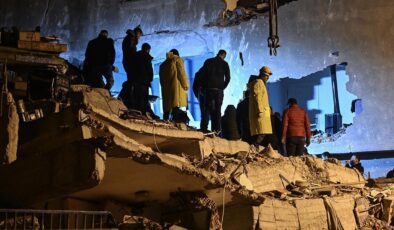 Depremde yıkılan Dündar Apartmanı’nın 2 müteahhidine hapis cezası