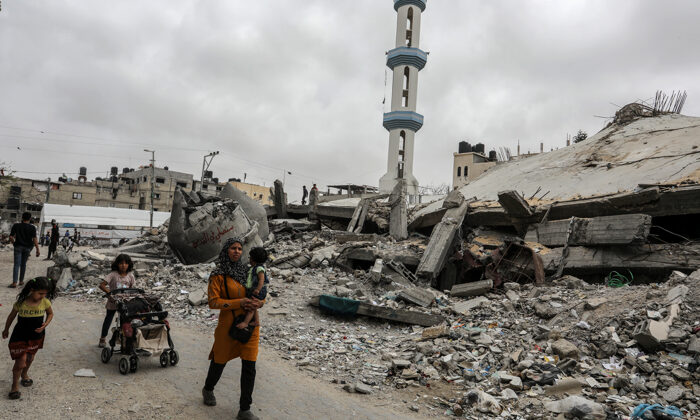İsrail savaş uçakları Gazze’de sivillerin toplandığı alanı hedef aldı, çok sayıda ölü ve yaralı var