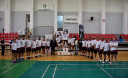 19 Mayıs Gençlik Haftası kapsamında badminton turnuvası düzenlendi