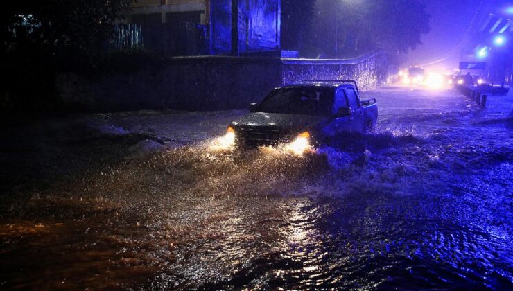 El Salvador’da sel: 5 ölü