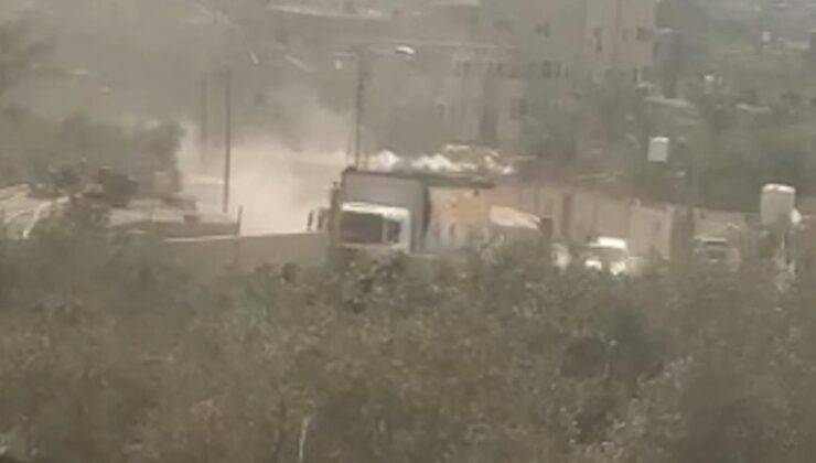 Filistin Kızılayı: İsrail’in yardım kamyonlarını kamuflaj olarak kullanması savaş suçudur