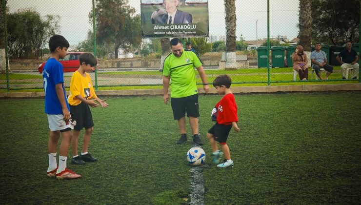 Minikler Halı Saha Turnuvası Ahmet Çırakoğlu anısına düzenleniyor