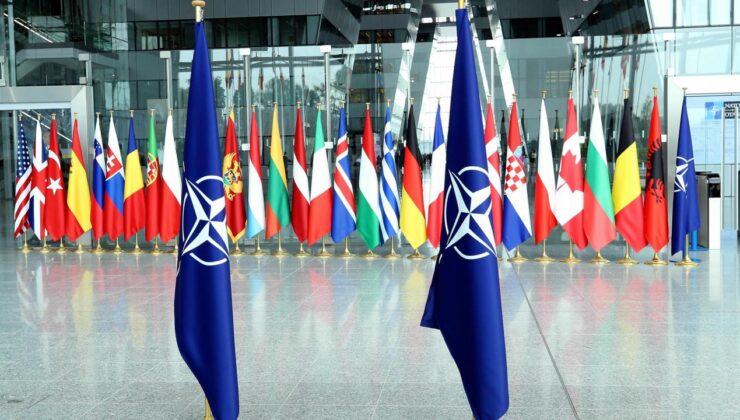 Stoltenberg: Nükleer silahlar var oldukça NATO nükleer bir ittifak olmaya devam edecek