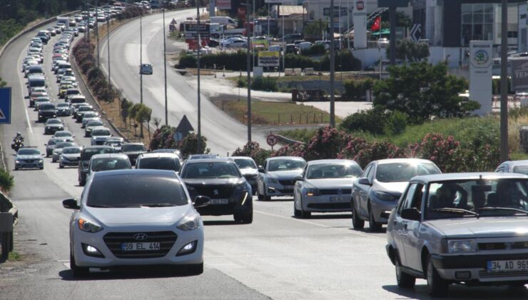 Tekirdağ-İstanbul kara yolunda bayram tatili dönüş yolculuğu başladı