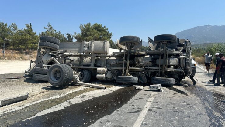 Girne-Değirmenlik ana yolunda beton mikseri devrildi, 1 yaralı