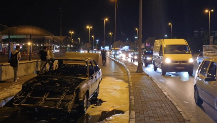 Pendik’te otomobil alev aldı