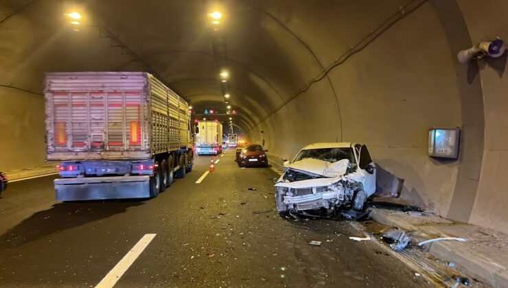 Niğde-Adana Otoyolu’nda trafik kazası: 4 yaralı