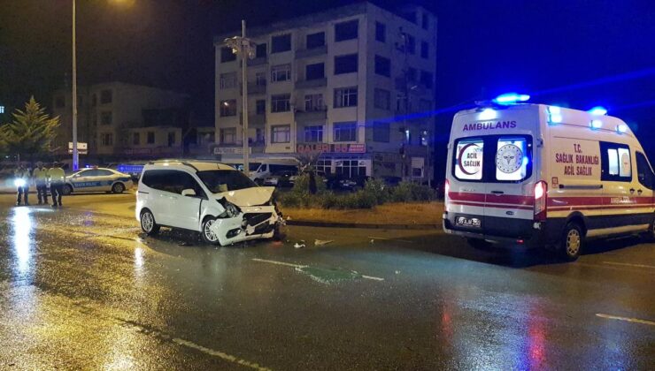 Samsun’da iki otomobil çarpıştı: 4 yaralı