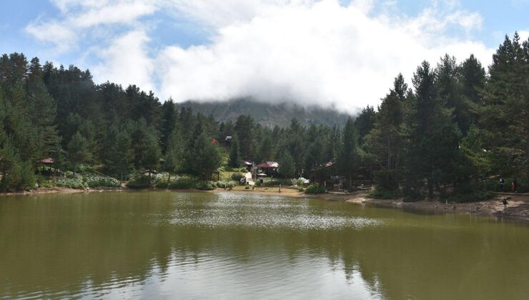 Limni Gölü Tabiat Parkı, doğa tutkunlarını ağırlıyor