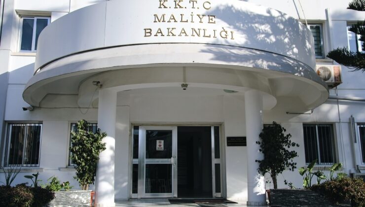 Maliye Bakanlığı bütçesi üzerine görüşme sürüyor