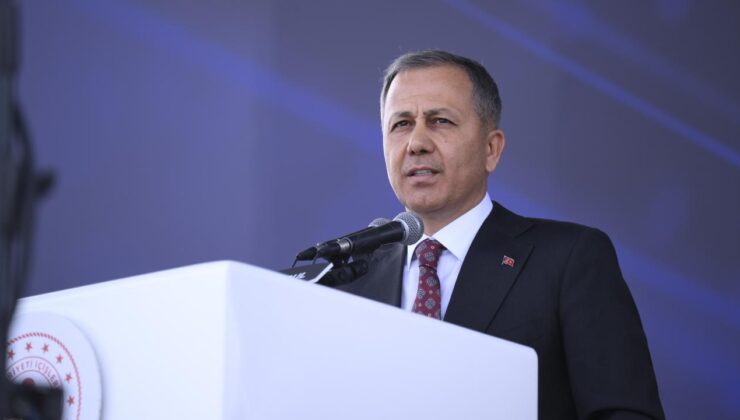 Bakan Yerlikaya: Yunan Sahil Güvenlik botlarının ihlali kabul edilemez