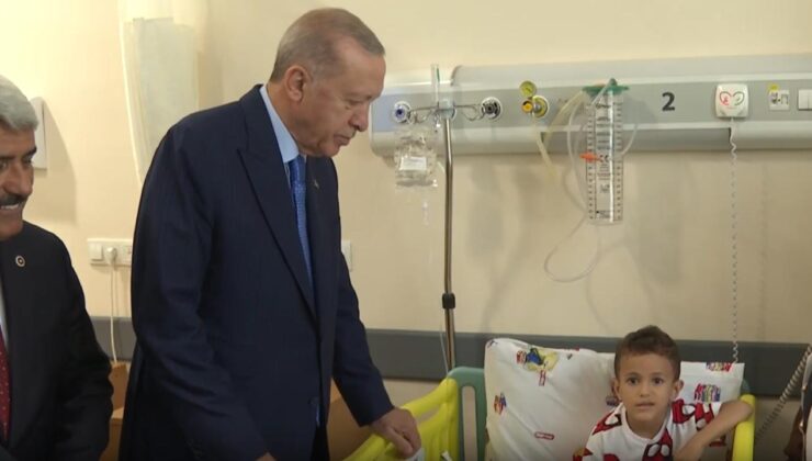 Cumhurbaşkanı Erdoğan Gölcük Devlet Hastanesi’ni ziyaret etti