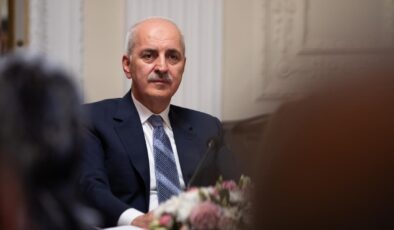 Numan Kurtulmuş: Dünyada var olan küresel finansal sistemin bu şekliyle devam etmesi mümkün değil