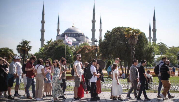 Türkiye 60 milyon turist hedefine adım adım ilerliyor