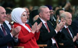 Emine Erdoğan: Cumhuriyetimizi, birlik ve beraberlik içinde ilelebet yaşatmayı diliyorum