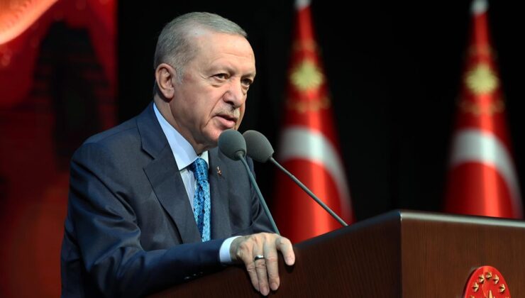 Cumhurbaşkanı Erdoğan: Kutsal dinimizi istismar eden çıkar gruplarına meydanı boş bırakmamalıyız