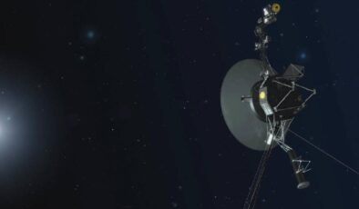 Voyager 2, gücünün azalması nedeniyle bilimsel deneylerini durdurdu