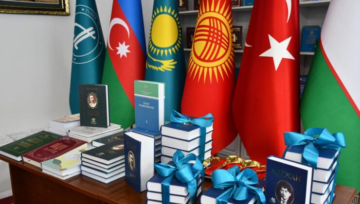 Türk Akademisi Türk birliğini savunan Kazak yazarların eserlerini yayımladı