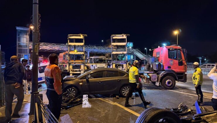 İstanbul’da 3 araç zincirleme kazaya karıştı: 4 yaralı