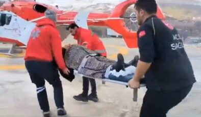 Ambulans helikopter hamile kadın için havalandı