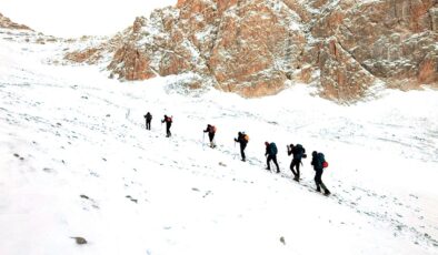 İtalya’da kaybolan 2 dağcının cesedine 5 gün sonra ulaşıldı