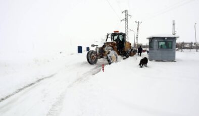 Elazığ’da kapanan 27 köy yolu ulaşıma açıldı