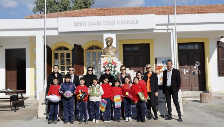 Sibel Tatar, Gönendere Şehit Salih Terzi İlkokulu’nu ziyaret etti