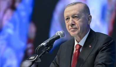 Cumhurbaşkanı Erdoğan: İnsanlarımız seyahatlerini daha güvenli ve konforlu yapabiliyor