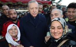 Cumhurbaşkanı Erdoğan vatandaşların Regaip kandillerini kutladı