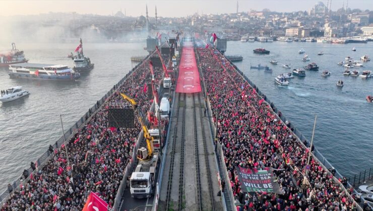 Kabine üyelerinden İstanbul’daki yürüyüşe destek